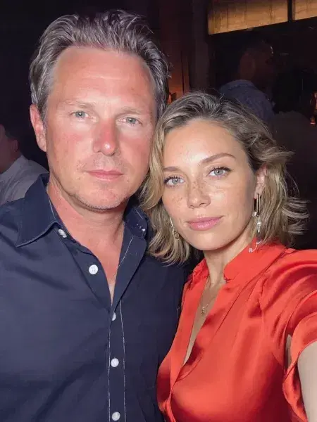 Olivia H, 38